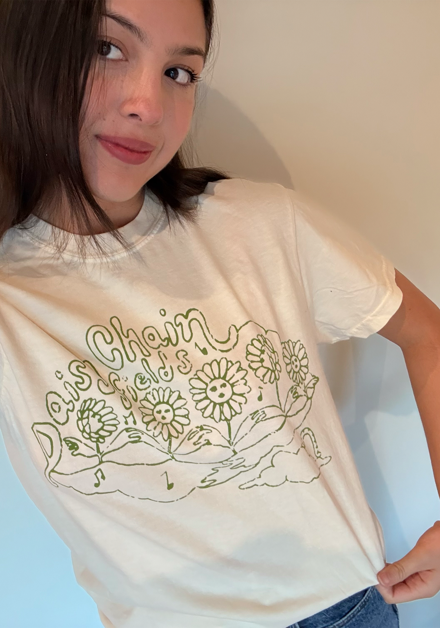 olivia wearing Daisy Chain Fields Illustration T-Shirt