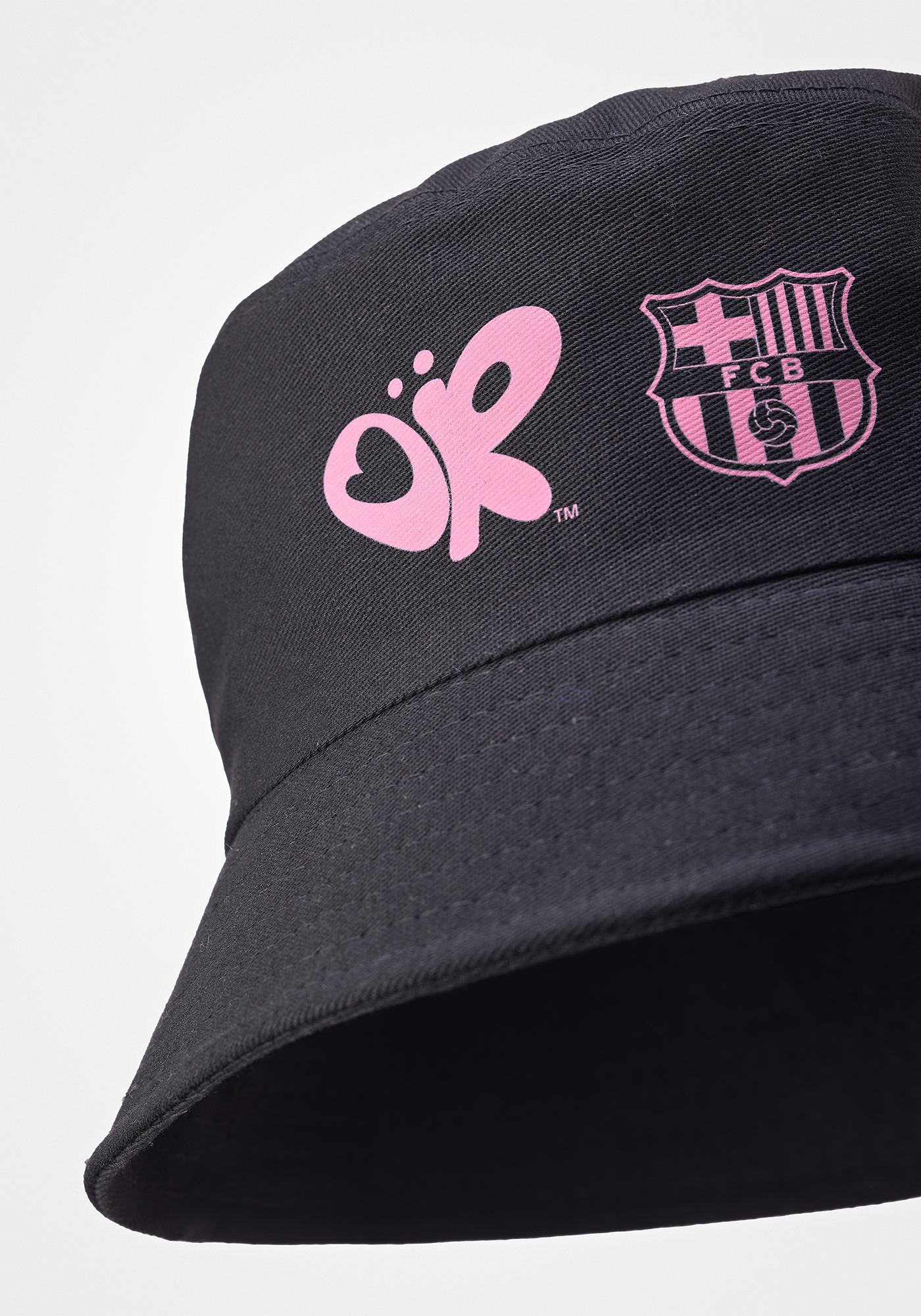 Bucket FC Barcelona x Olivia Rodrigo x Spotify detail