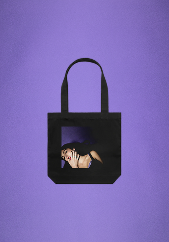 GUTS tote front
