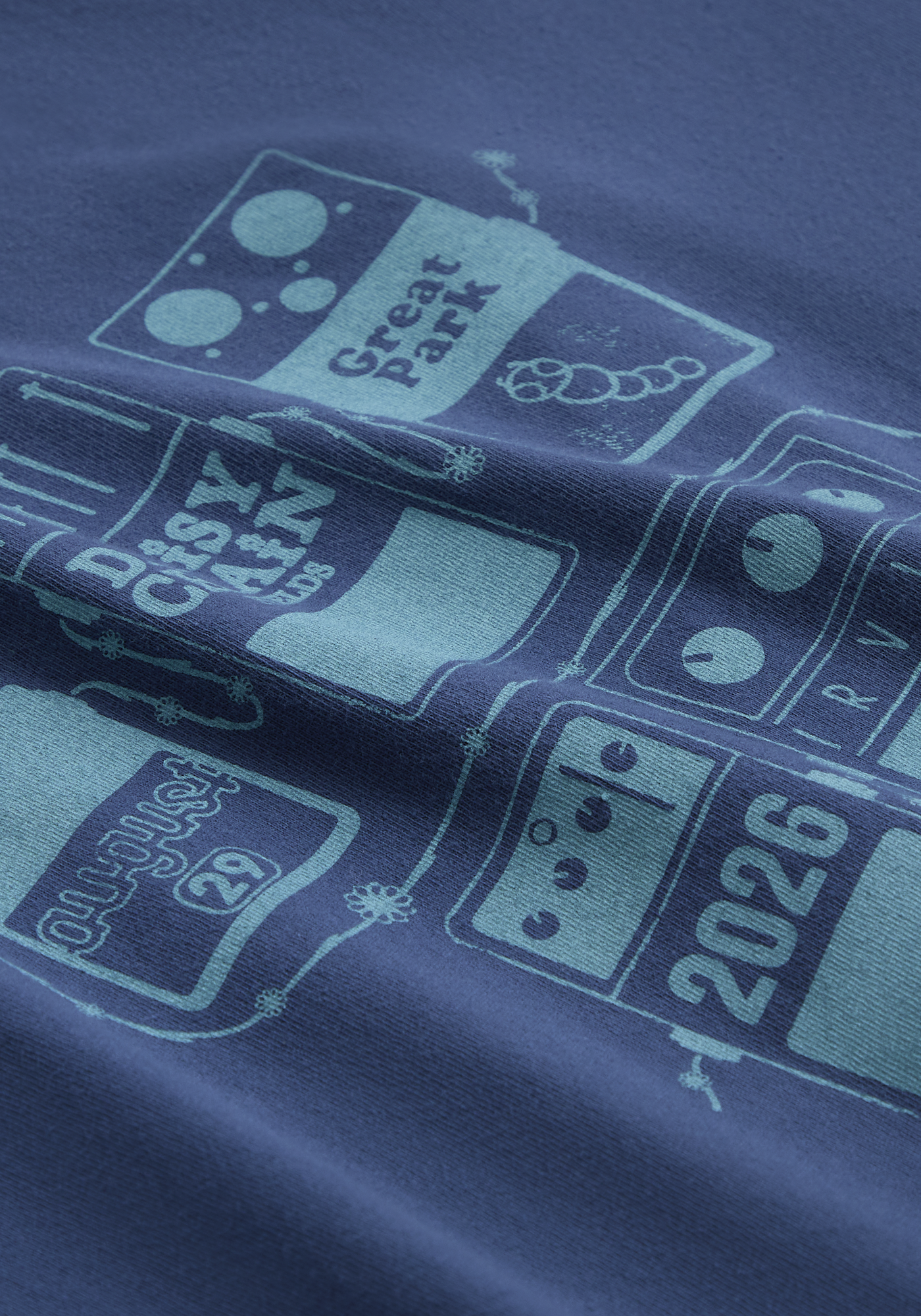 Daisy Chain Fields Guitar Pedals T-Shirt front detail