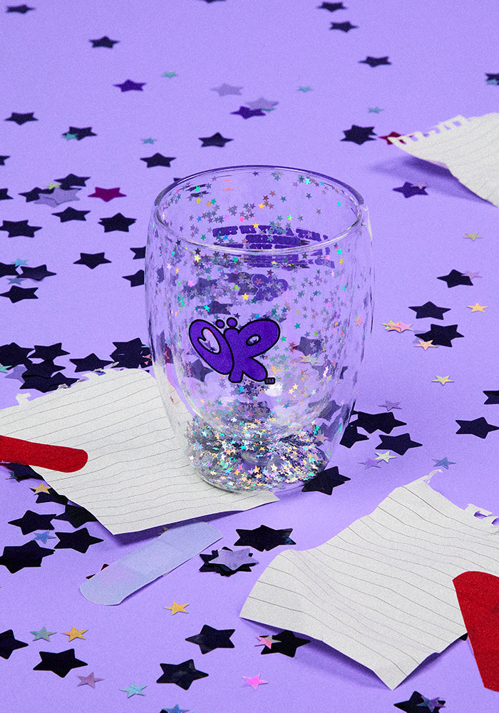 insulated star cup with background