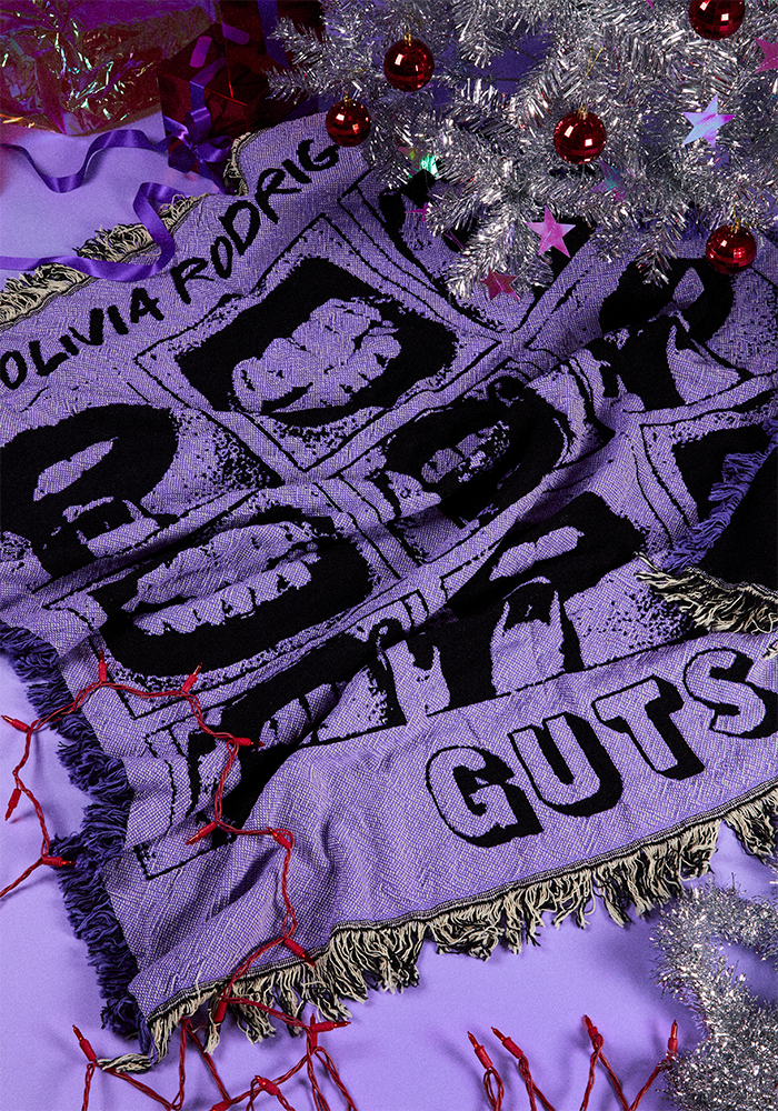 guts blanket