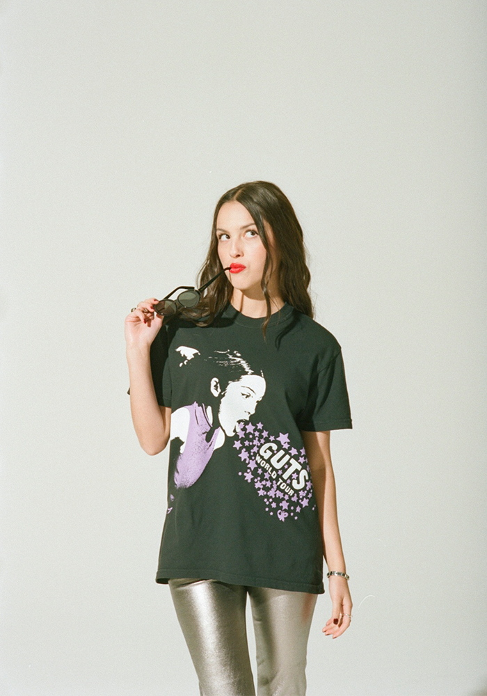 Olivia Rodrigo オリヴィアロドリゴ Guts Tour Tシャツ GUTS Olivia Rodrigo オリヴィアロドリゴ Guts Tour Tシャツ GUTS